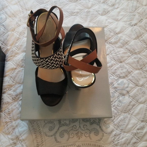 JESSICA Simpson genuine leather wedges worn once - Picture 2 of 3